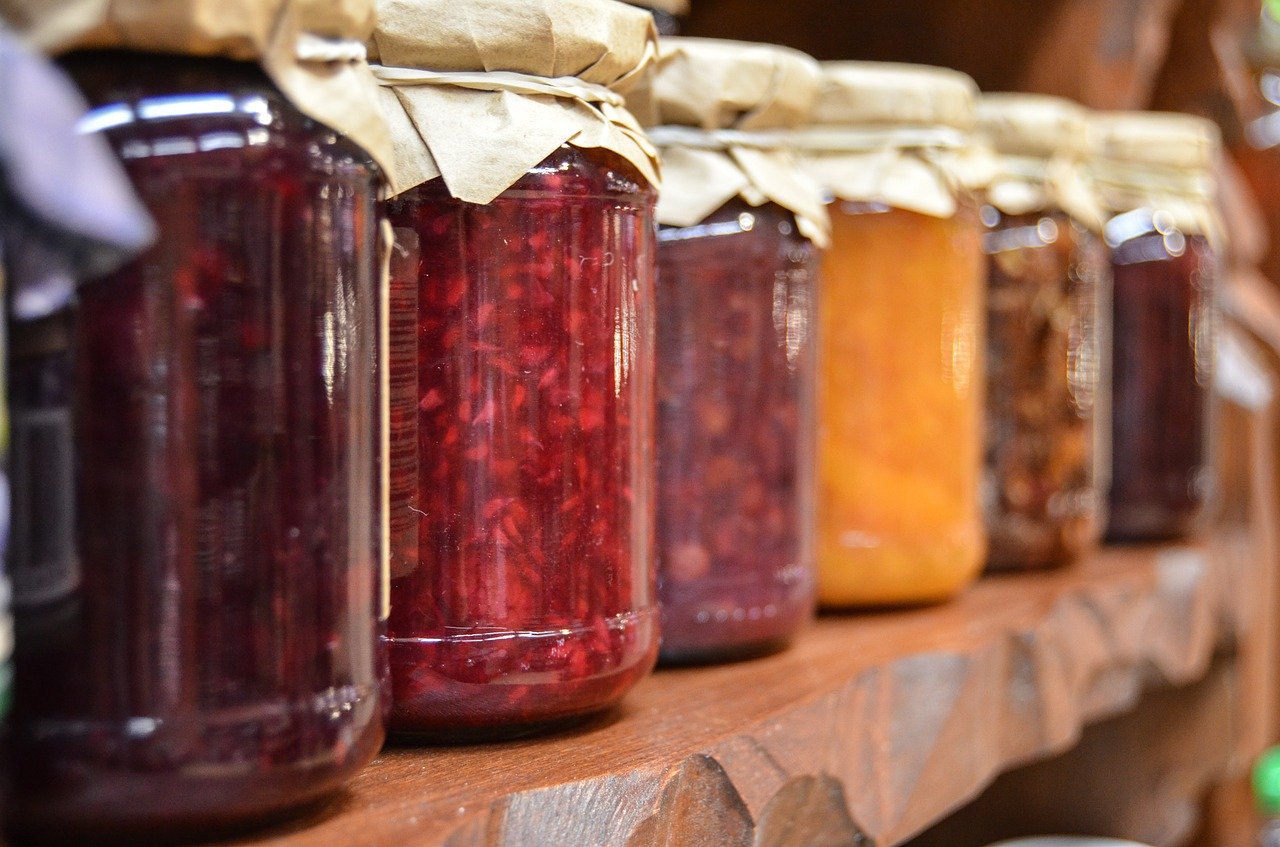 jam, jars, fruit